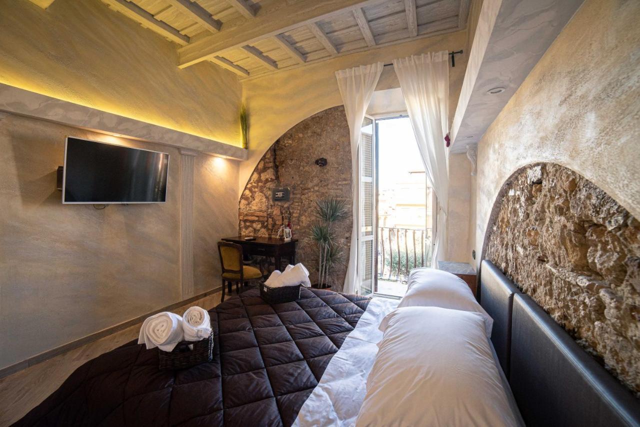 Lo Scoglio Dei Volsci Bed and Breakfast Nettuno Eksteriør billede